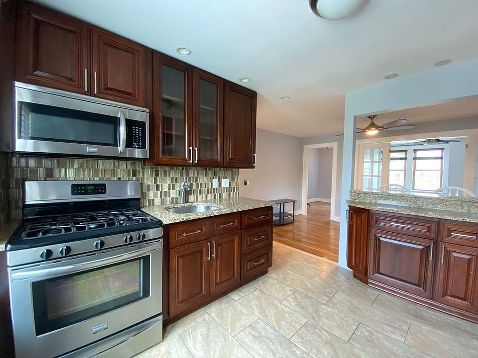 1st image of 2060 33rd St Floor 3