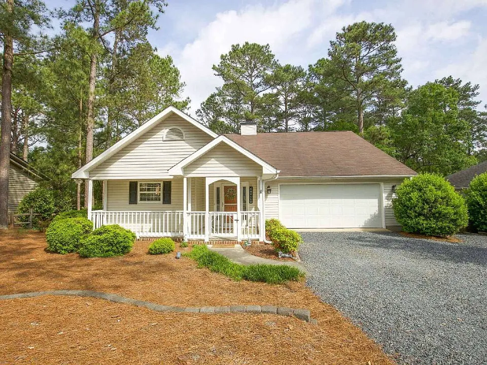 225 Adams Cir