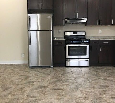 5th image of 2312 31st St APT 3