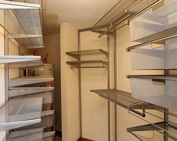 1320 SW Hall St #202 — Photo 17