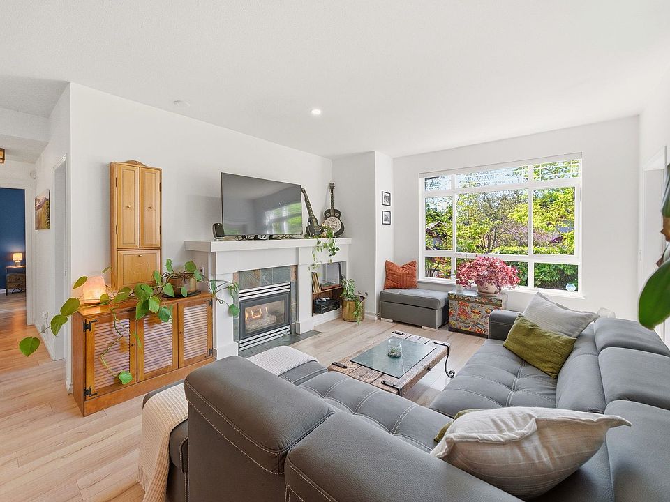 1st image of 15 Forest Park Way #23