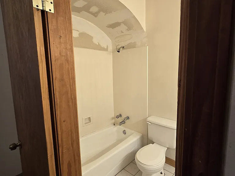 2116 Fairchild St #F — Photo 12
