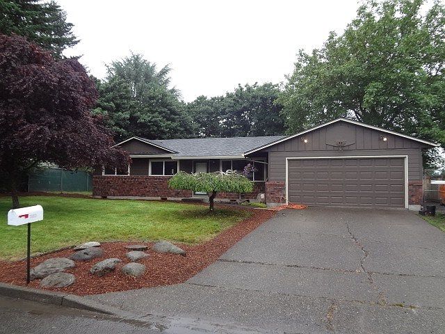 1st image of 11813 NE 14th St