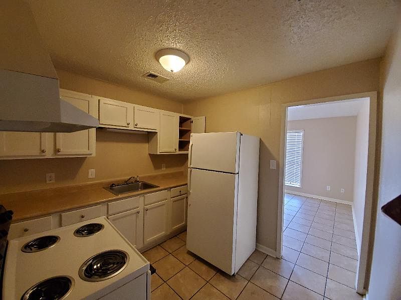 2nd image of 362 Dees St For Sale