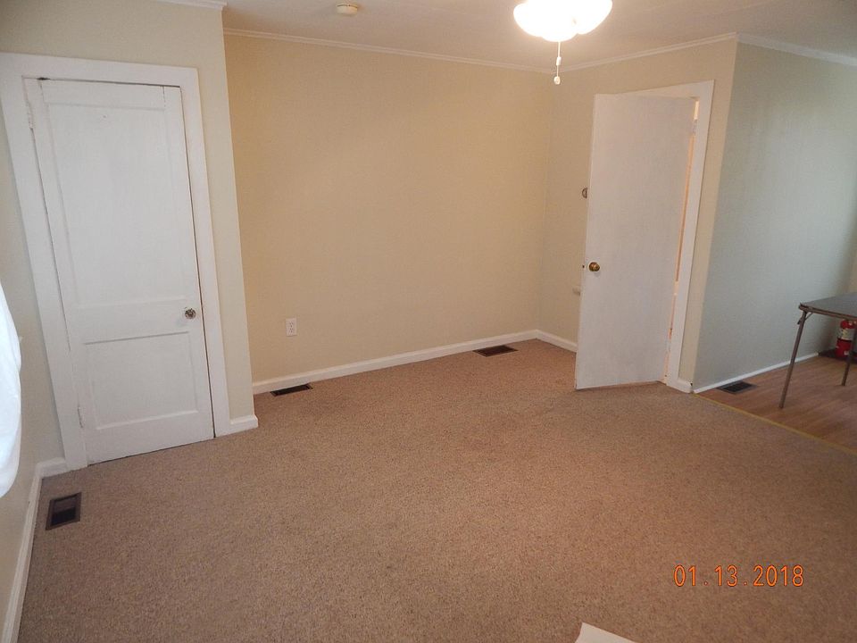 Entry into studio apartment.