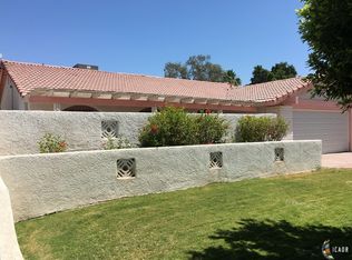 2070 Lenrey Ave, El Centro, CA 92243