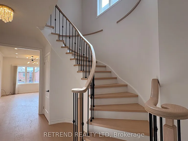 31 Cherry Bush Rd — Photo 4