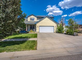 2318 Stone Pine Dr, Pueblo, CO 81005