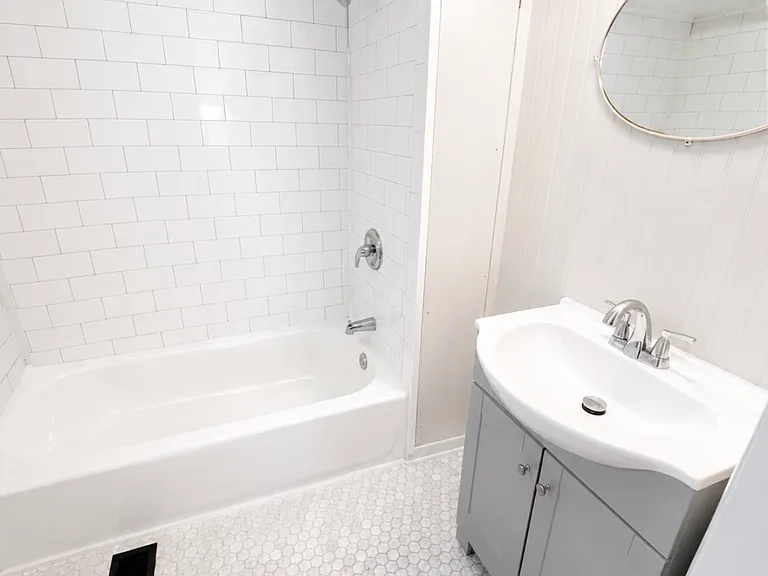 34 Porter St — Photo 8