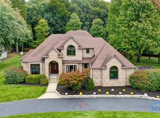 2324 Gradwohl Rd, Toledo, OH 43617