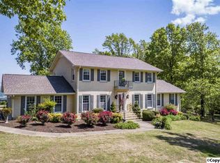 957 Mountain Dr NE, Fort Payne, AL 35967