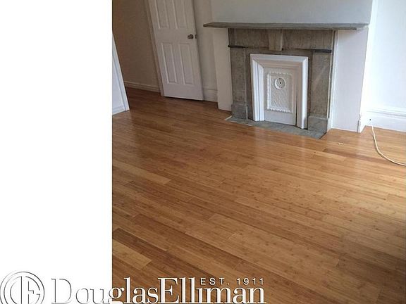 5th image of 454 W 47th St APT 3W