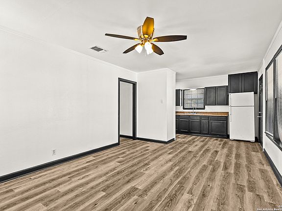 3rd image of 115 Robeson