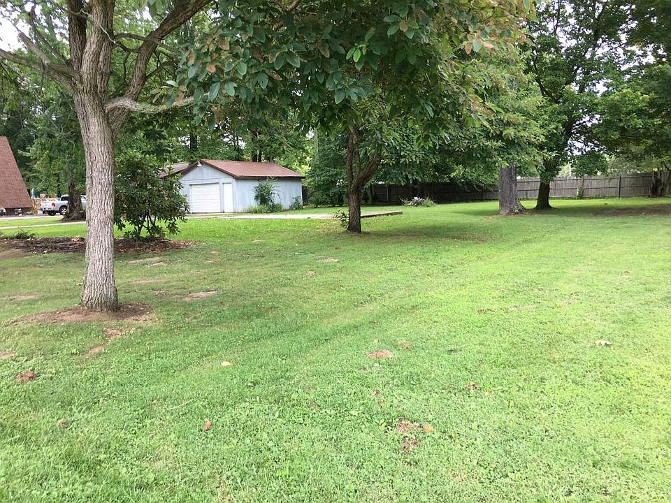 2nd image of 14564 W High St