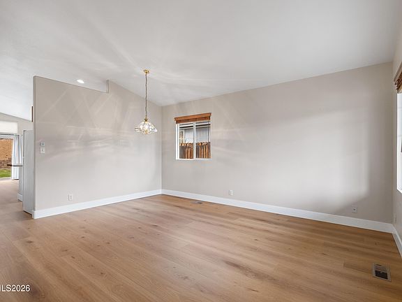5th image of 1115 Crosswater Dr