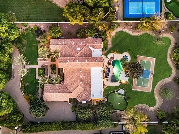 2nd image of 7475 E Jackrabbit Rd