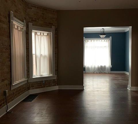 5th image of 755 E 200 S APT 1