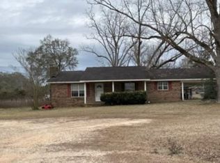 12391 County Road 6, Castleberry, AL 36432