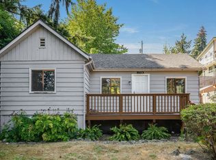 11709 24th Ave NE, Seattle, WA 98125