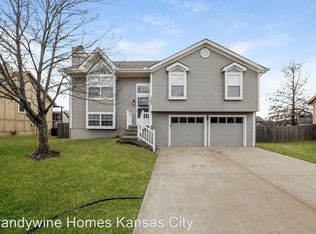 1503 Magnolia Dr, Greenwood, MO 64034