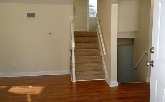 4th image of 271 Highland Dr