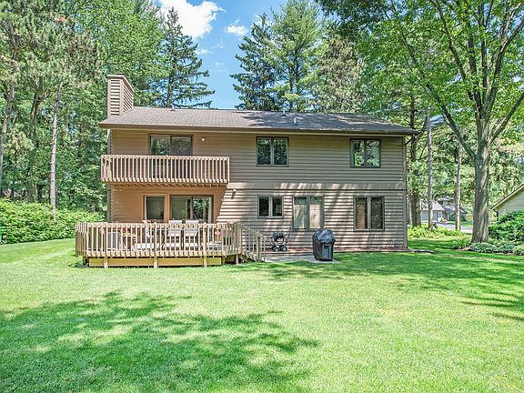 3rd image of 127 Minges Forest Ln