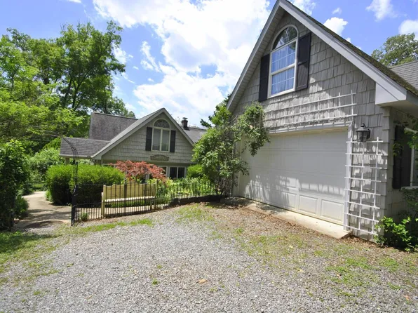 1216 Timberlake Dr, Lynchburg, VA 24502