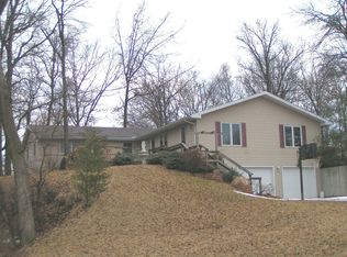 1345 E Nicholas St, Carlinville, IL 62626