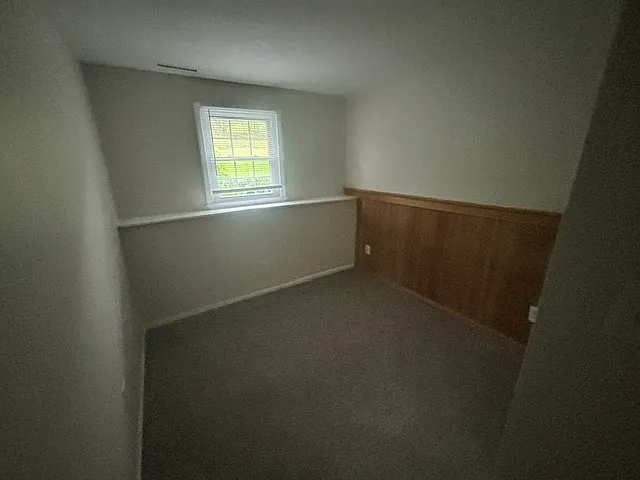 1147 S Curtis St — Photo 8