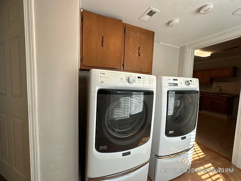443 N Avalon St — Photo 16