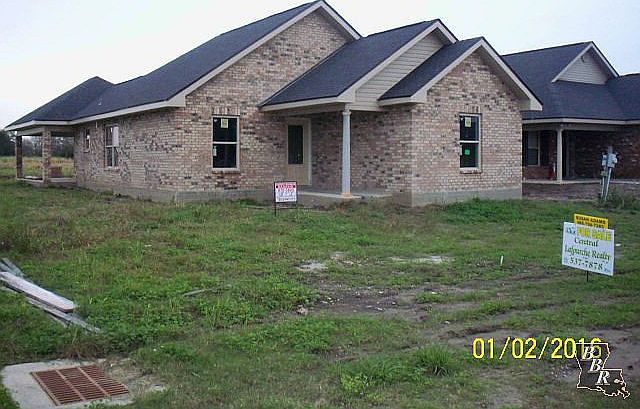 2nd image of 373 Landmark Dr