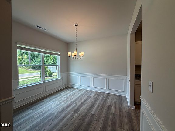3rd image of 5094 Pioneer Dr