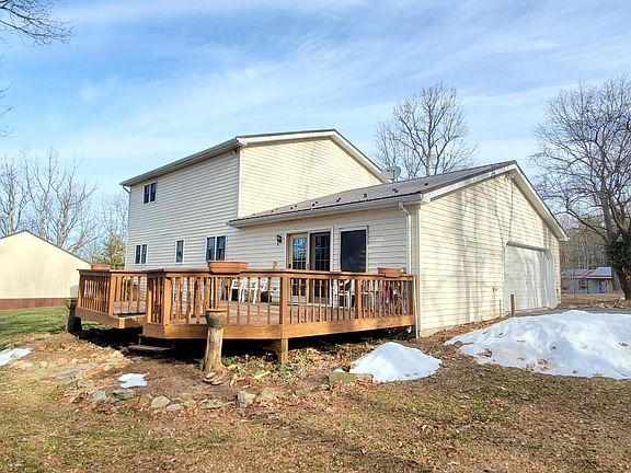 2nd image of 83 Shawn Dr