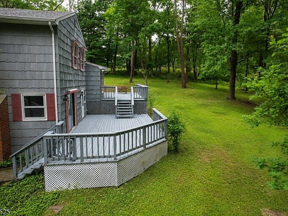 3rd image of 200 Hockenbury Rd