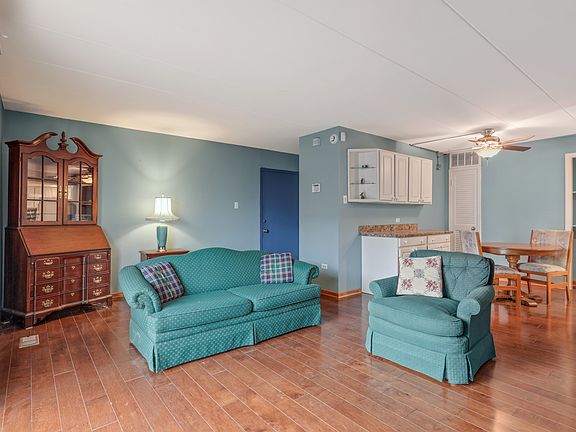 4th image of 10811 S Keating Ave APT 1SW