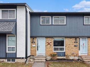 16 B Spring Grove Ln, Ottawa, ON K2J2C6