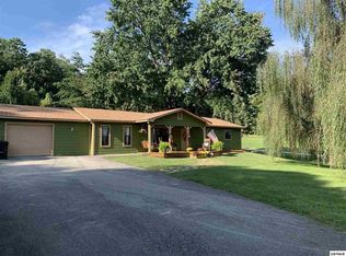 4017 Wears Cove Rd, Sevierville, TN 37862