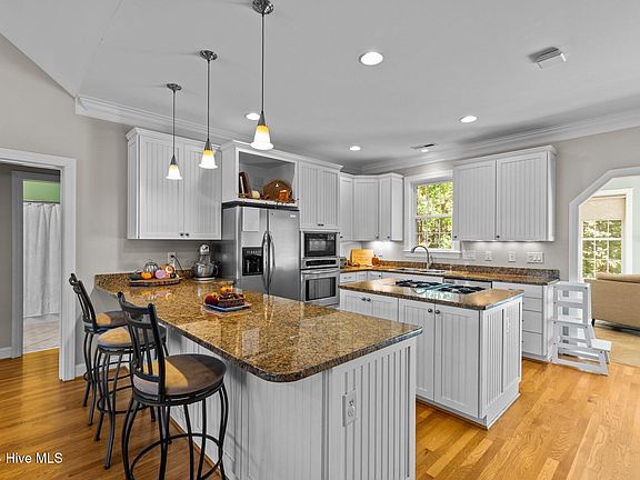 5th image of 112 Gold Rock Drive