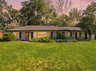 16175 W Thirteen Mile Rd, Southfield, MI 48076