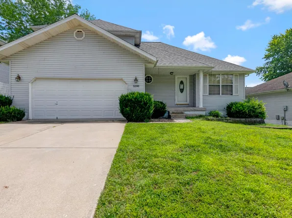 5590 S Aaron Avenue, Springfield, MO 65810