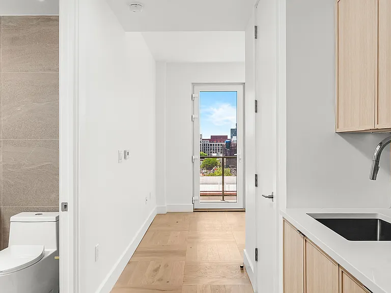 526 Baltic St #6D — Photo 5