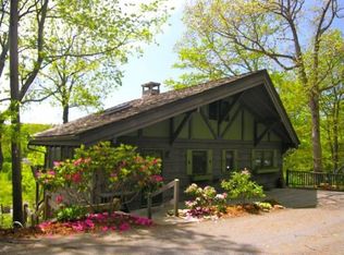 176 Rhododendron Ln, Lenoir, NC 28605