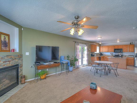 2nd image of 6800 Huerto Ave NW