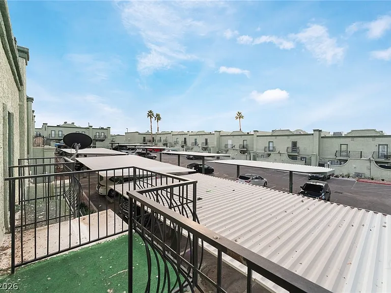 7084 Burcot Ave #J21 — Photo 28