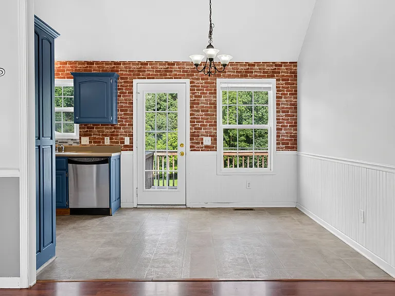 1009 Madalyn Way — Photo 19
