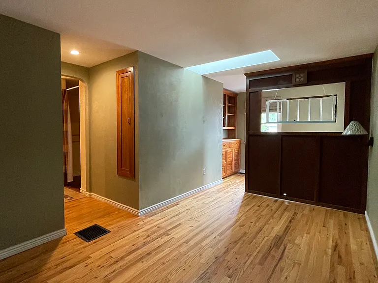 15 Wolfe Ave — Photo 38