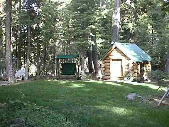 4th image of 2585 Cedar Ln