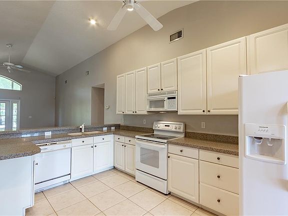4th image of 13711 Vista Del Lago Blvd