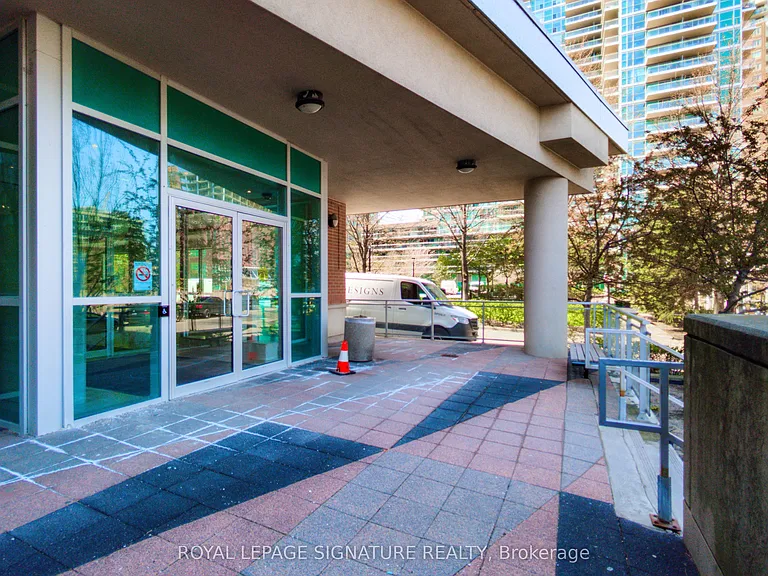 80 Western Battery Rd #1501 — Photo 9