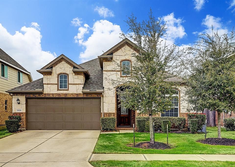Welcome home to 20226 Granophyre Lane, in the master planned community of Fieldstone. This home is 1 story and features 3 bedrooms and 2 bathrooms.